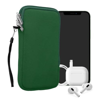 kwmobile Universal Phone Pouch Size XL - 6.7/6.8" - Neoprene Smartphone Pouch with Zip - Water-Repellent Mobile Phone Case - Sleeve in Moss Green - color: moss green, size: XL - 6.7/6.8"