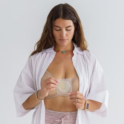 Ameda ComfortGel HydroGel Nursing Pads | Cooling | Reusable | 2 Pair - size: 4 Count