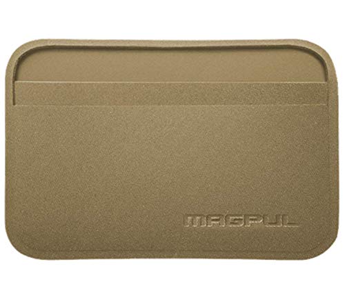 Magpul DAKA Everyday Tactical Slim Minimalist Credit Card Holder Travel Wallet EDC Gear - color: Flat Dark Earth