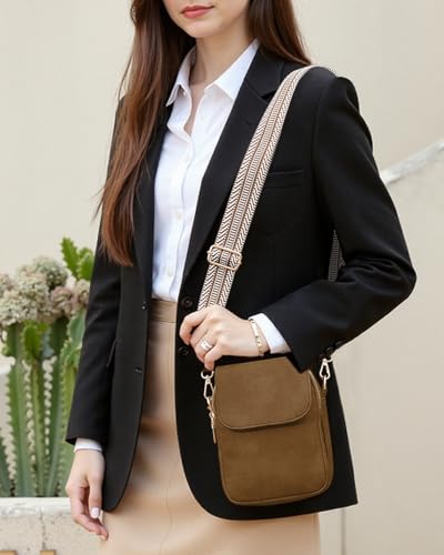 Fashion Small Crossbody Bags for Women Trendy Designer Cell Phone Purses | Adjustable Straps,with Card Holder,Detachable Wristlet Strap,small Cross Body Bag for Woman,Mini Bags,Travel Purse,Work,Gym - color: Sandy Brown