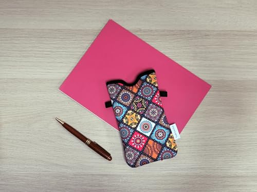 Tainada Neck Neoprene Phone Pouch Bag w/Crossbody Strap (Bohemian Pattern) | Original design, made in Taiwan; Lightweight small cellphone holder case carrier w/ adjustable lanyard; Fits most smartphones - color: Bohemian Pattern