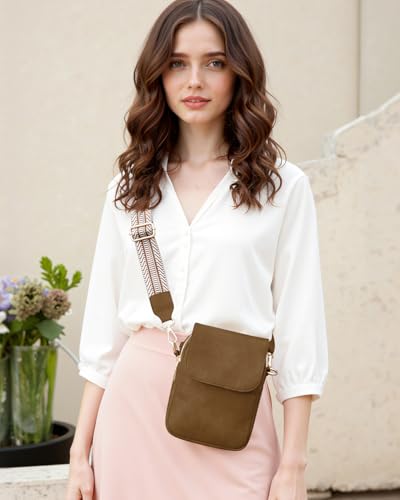 Fashion Small Crossbody Bags for Women Trendy Designer Cell Phone Purses | Adjustable Straps,with Card Holder,Detachable Wristlet Strap,small Cross Body Bag for Woman,Mini Bags,Travel Purse,Work,Gym - color: Sandy Brown