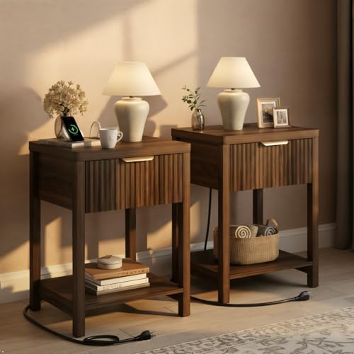 Night Stand Set 2, Fluted Wood Nightstands w/Charging Station for Bedroom - color: Walnut, size: 1 Drawer-Set of 2 Nightstand