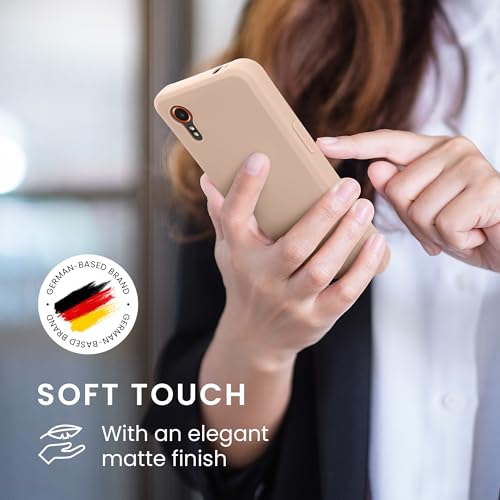 kwmobile Case Compatible with Samsung Galaxy Xcover7 Case - Soft Slim Protective TPU Silicone Cover - Coconut Swirl - color: Coconut Swirl