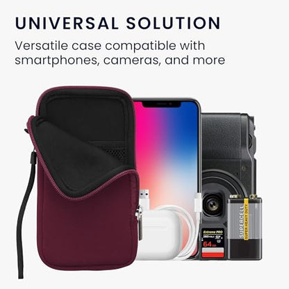kwmobile Universal Phone Pouch Size XL - 6.7/6.8" - Neoprene Smartphone Pouch with Zip - Water-Repellent Mobile Phone Case - Sleeve in Berry - color: berry, size: XL - 6.7/6.8"