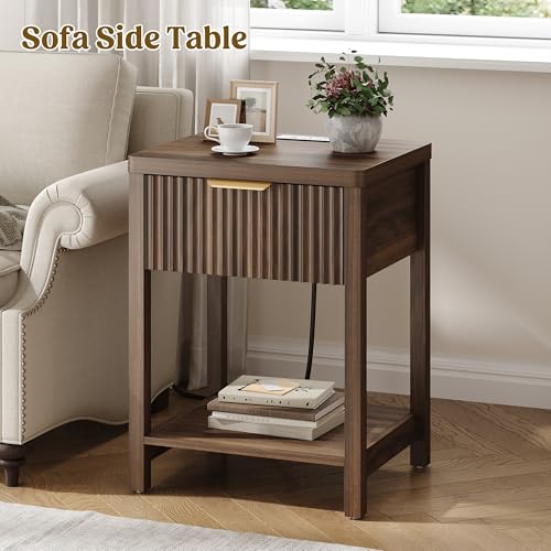 Night Stand Set 2, Fluted Wood Nightstands w/Charging Station for Bedroom - color: Walnut, size: 1 Drawer-Set of 2 Nightstand